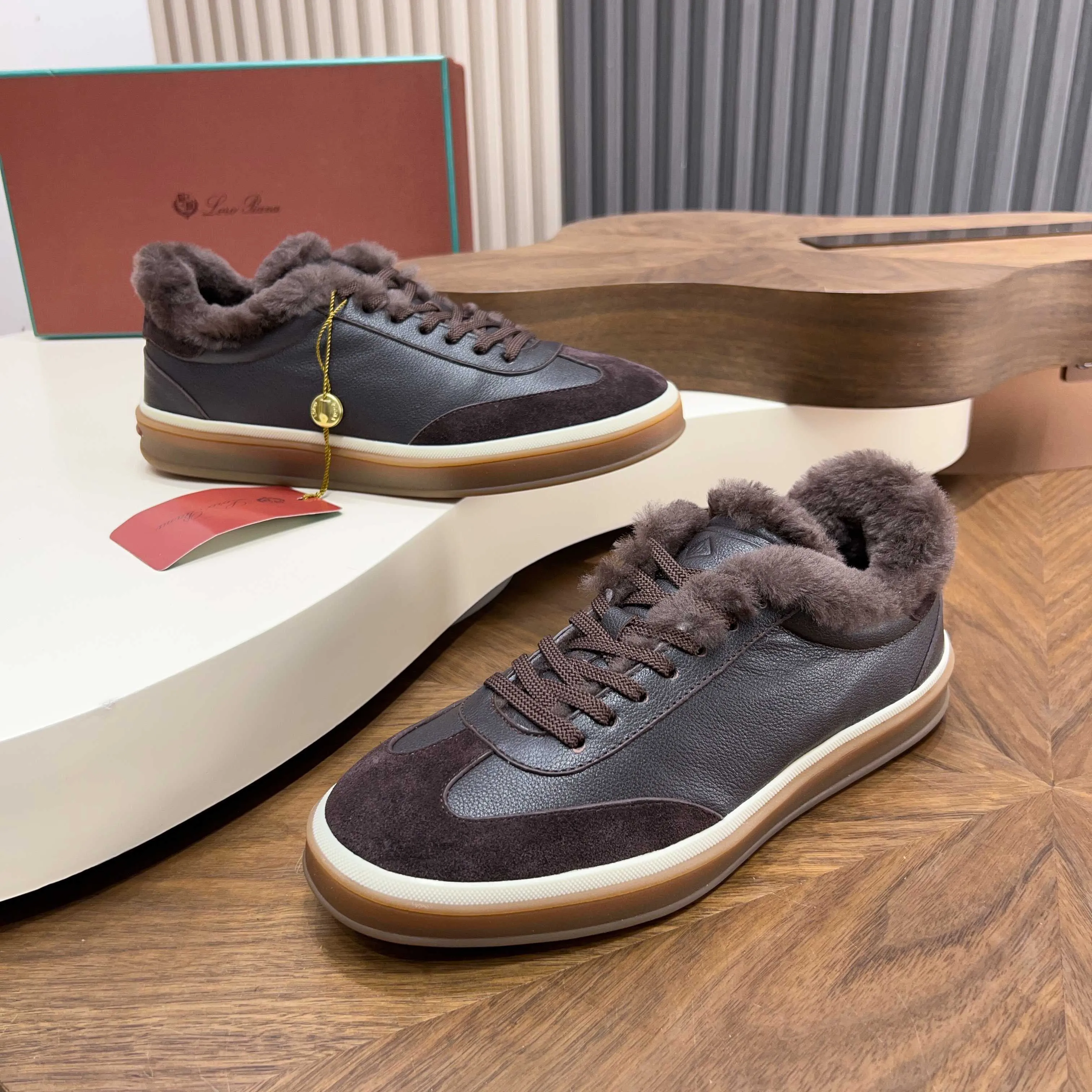 💰740 Loro Piana - Classic casual wool shoes, men's lace-up casual shoes and sneakers, high-quality lightweight and comfortable fabrics, suitable for outdoor leisure, the color is young and energetic, and it looks great with sportswear or casual suits! Code number: 39-44 (45, 46, can be customized)